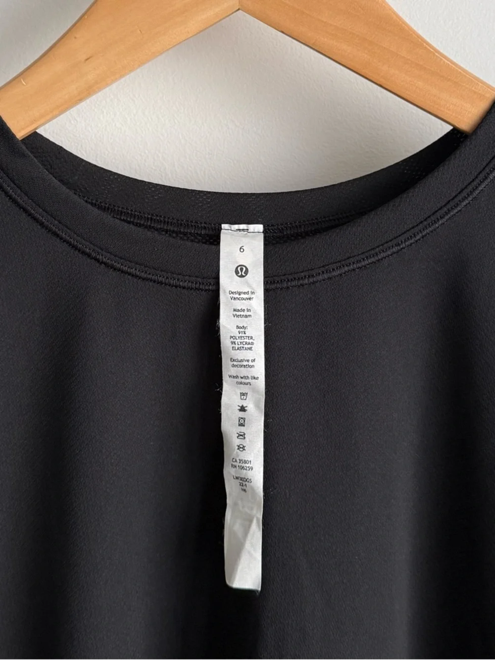 lululemon high neck running & training t-shirt - Picture 11 of 15